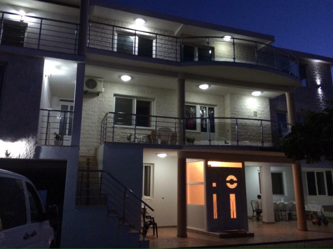 Apartments Melbourne Ulcinj Extérieur photo