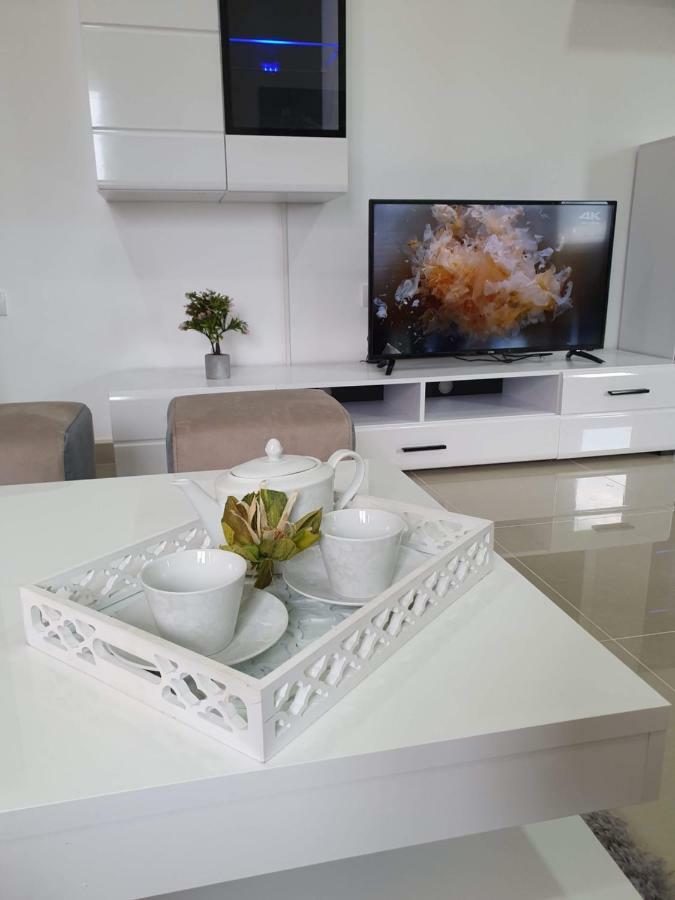 Apartments Melbourne Ulcinj Extérieur photo