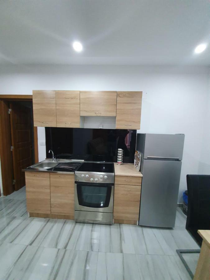 Apartments Melbourne Ulcinj Extérieur photo